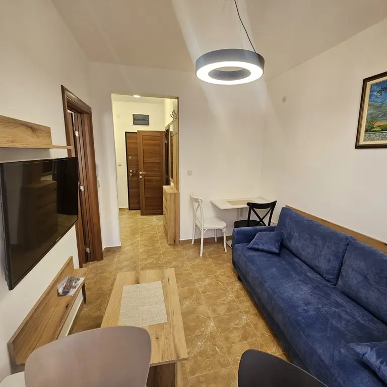 Dnevni boravak posmatrano sa terase