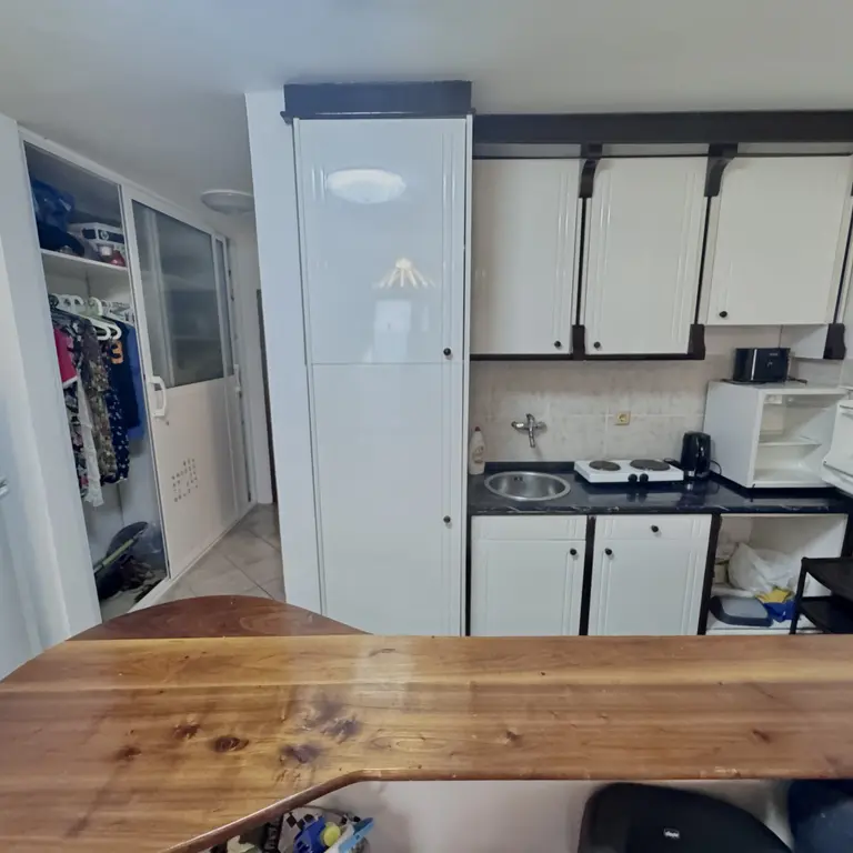 Kuhinja sa trpzarijom