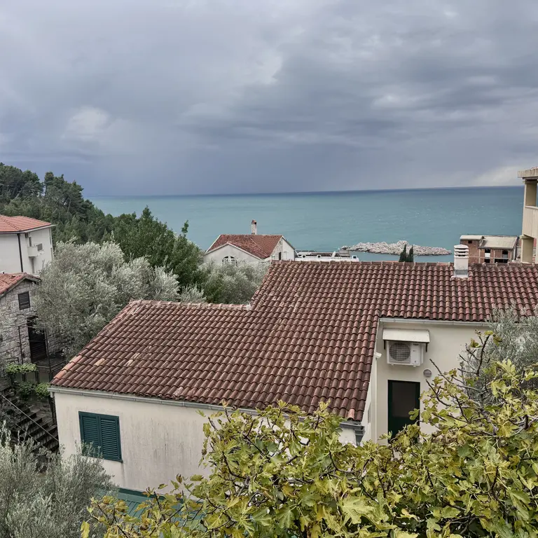 Stan posjeduje pogled na more