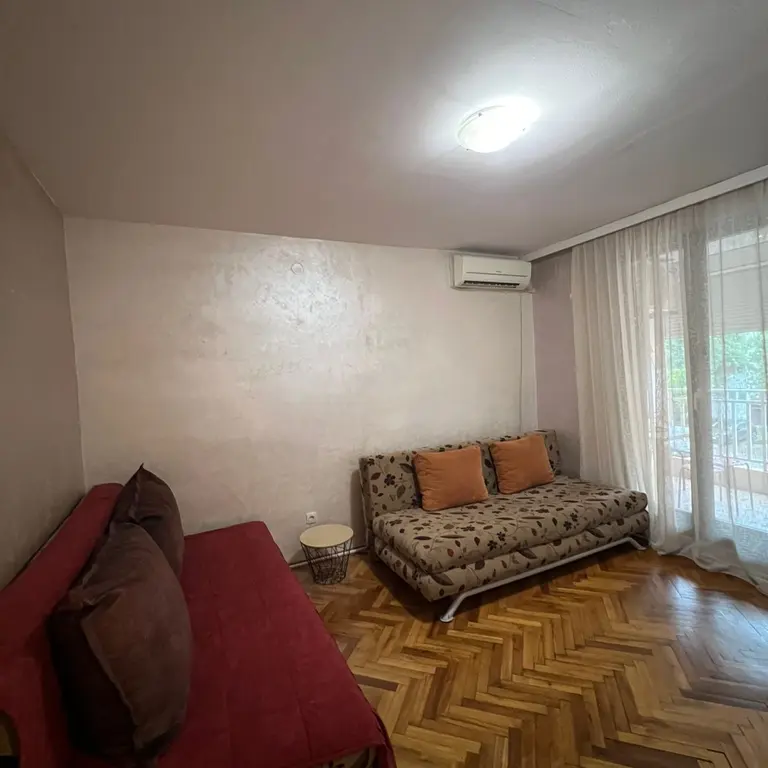 Dnevni boravak/spavaci dio