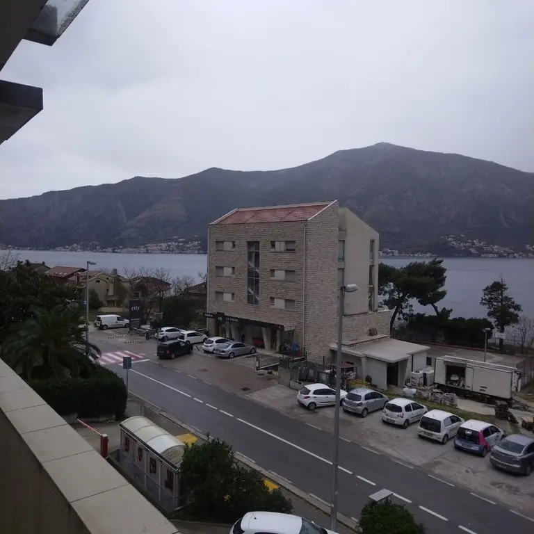 Stan posjeduje pogled na more