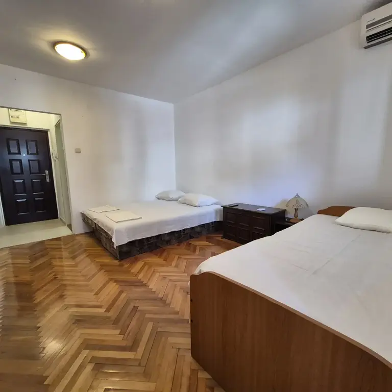Dnevni boravak posmatrano sa terase