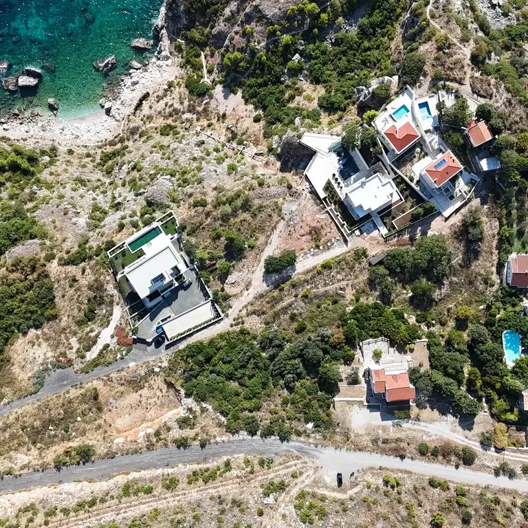 Zauzima povrsinu od 573m2