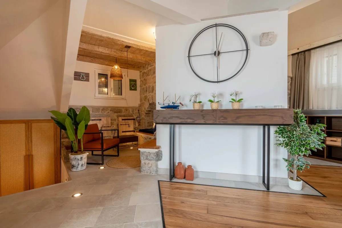 8 4   unique apartment in budva old town