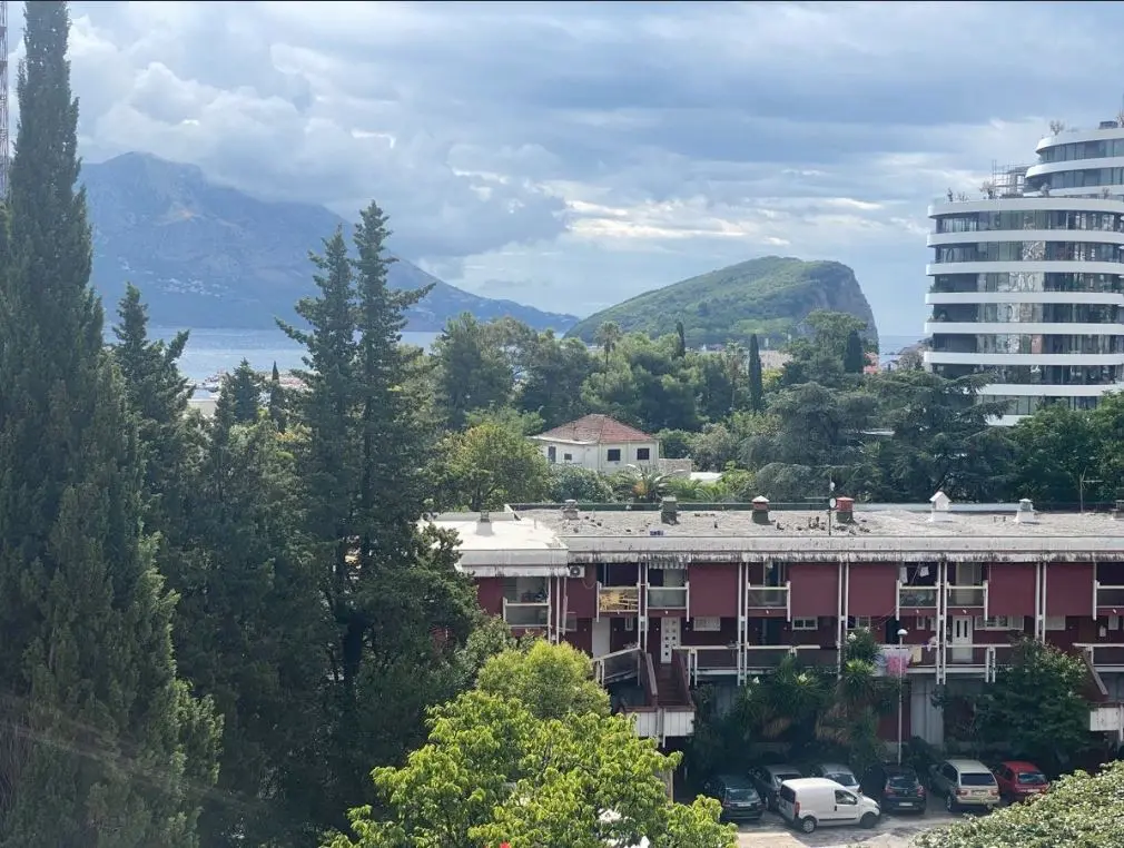 Stan posjeduje pogled na more