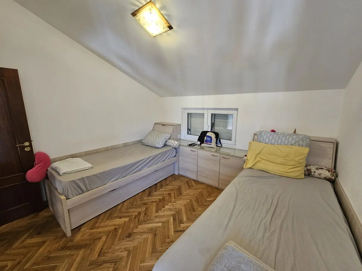 Spavaca soba 2 na drugoj etazi