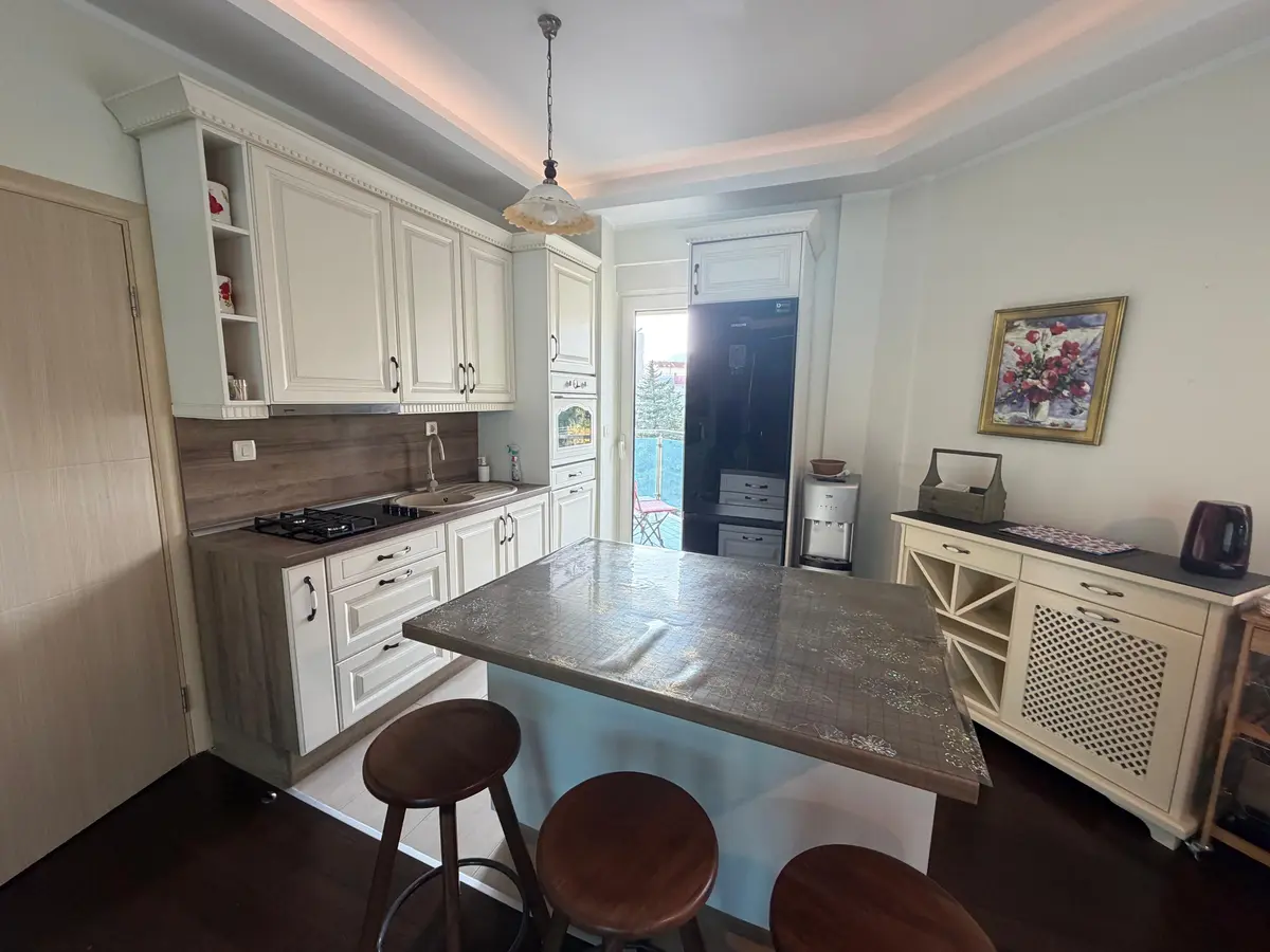 Kuhinja i trpezarija