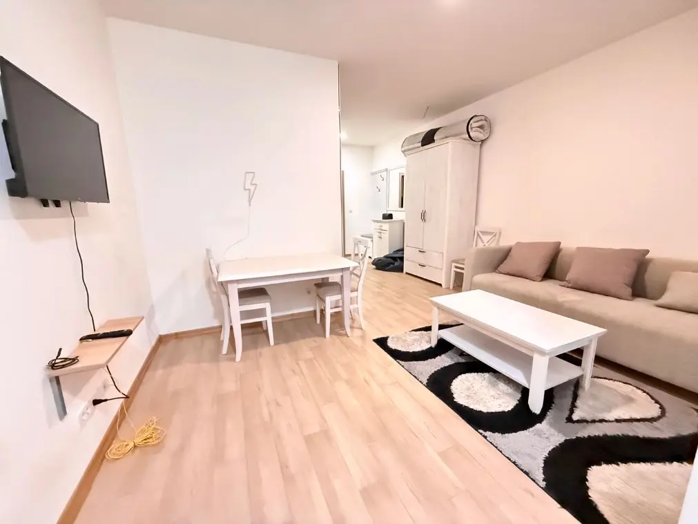 Dnevni boravak posmatrano sa terase