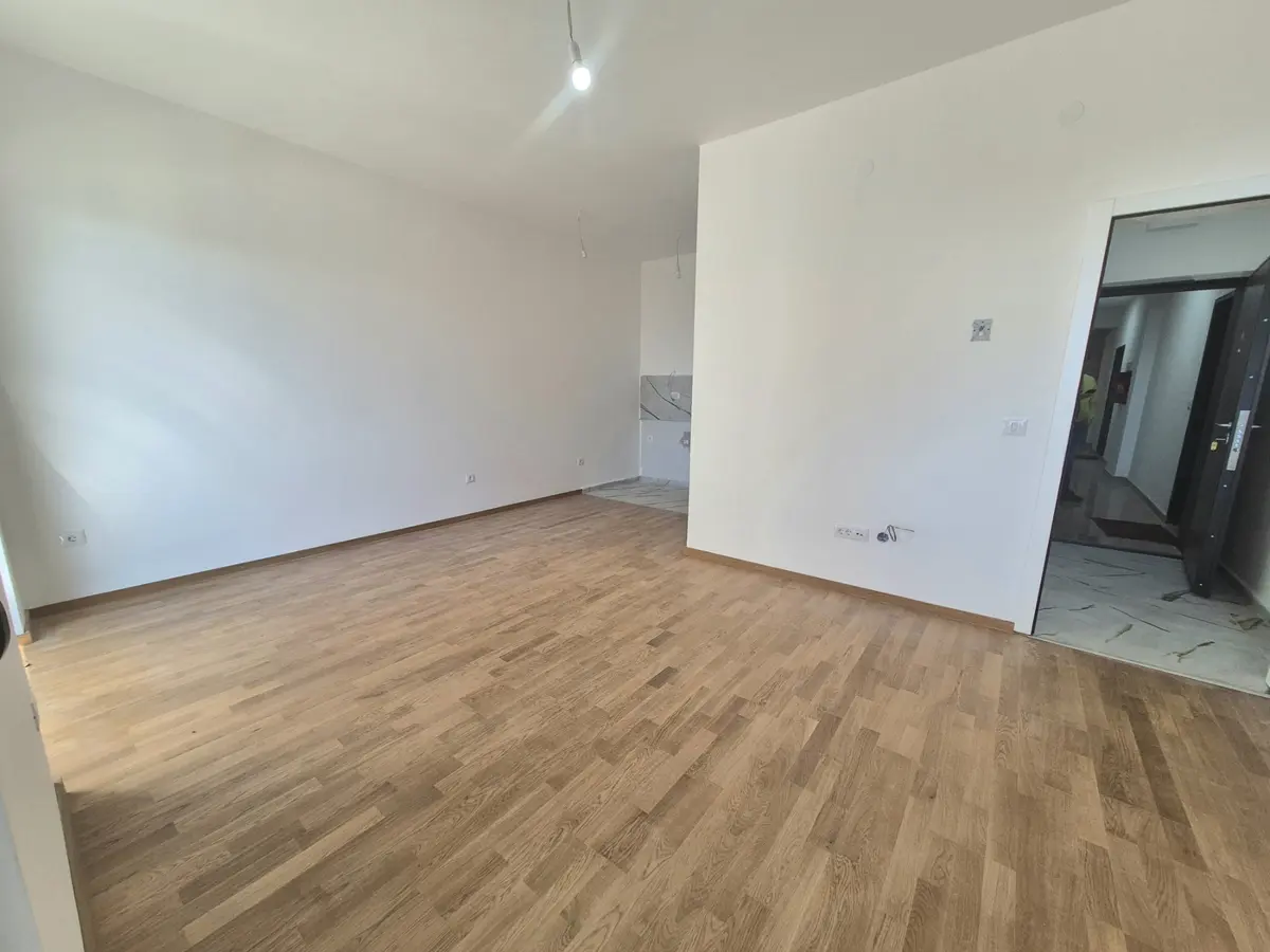 Dio dnevnog boravka sa trpezarijom