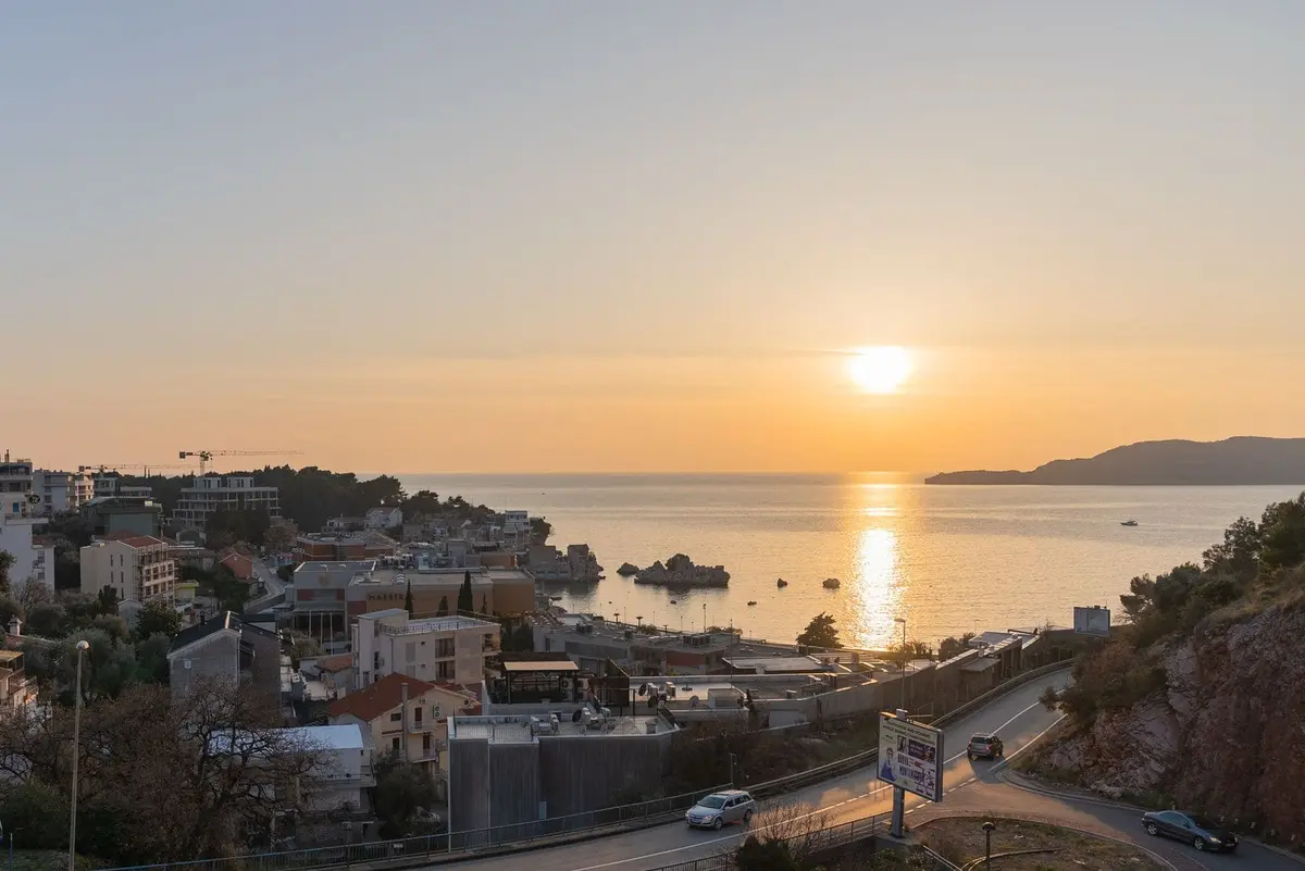 Stan posjeduje panoramski pogeld na more