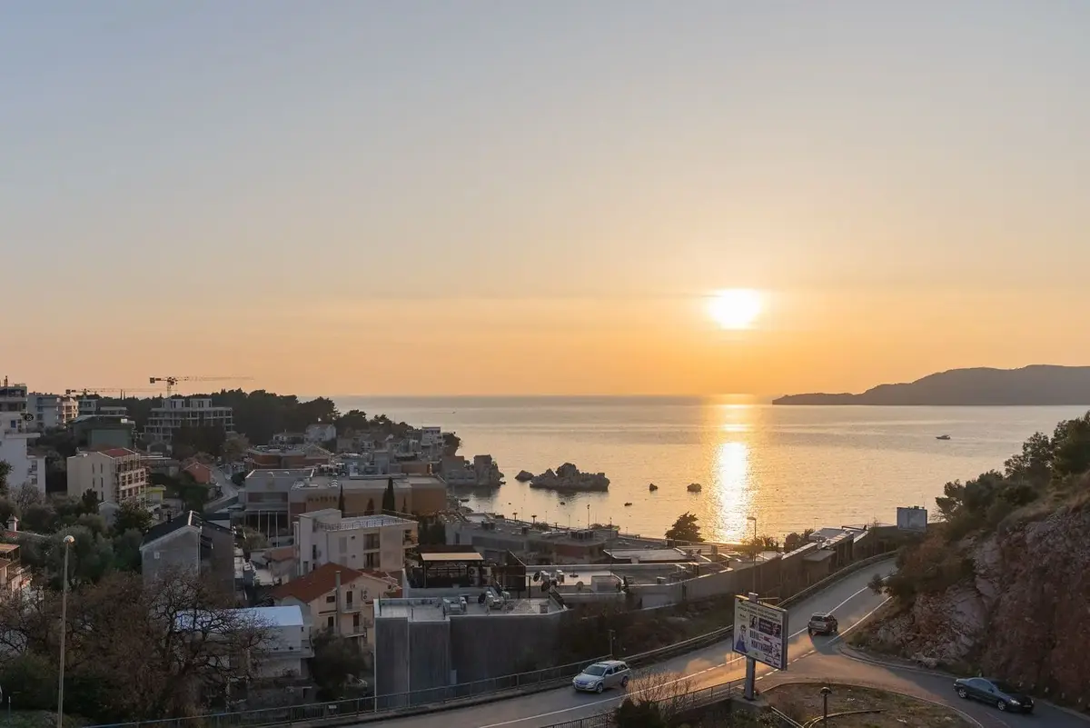 Stan posjeduje panoramski pogeld na more