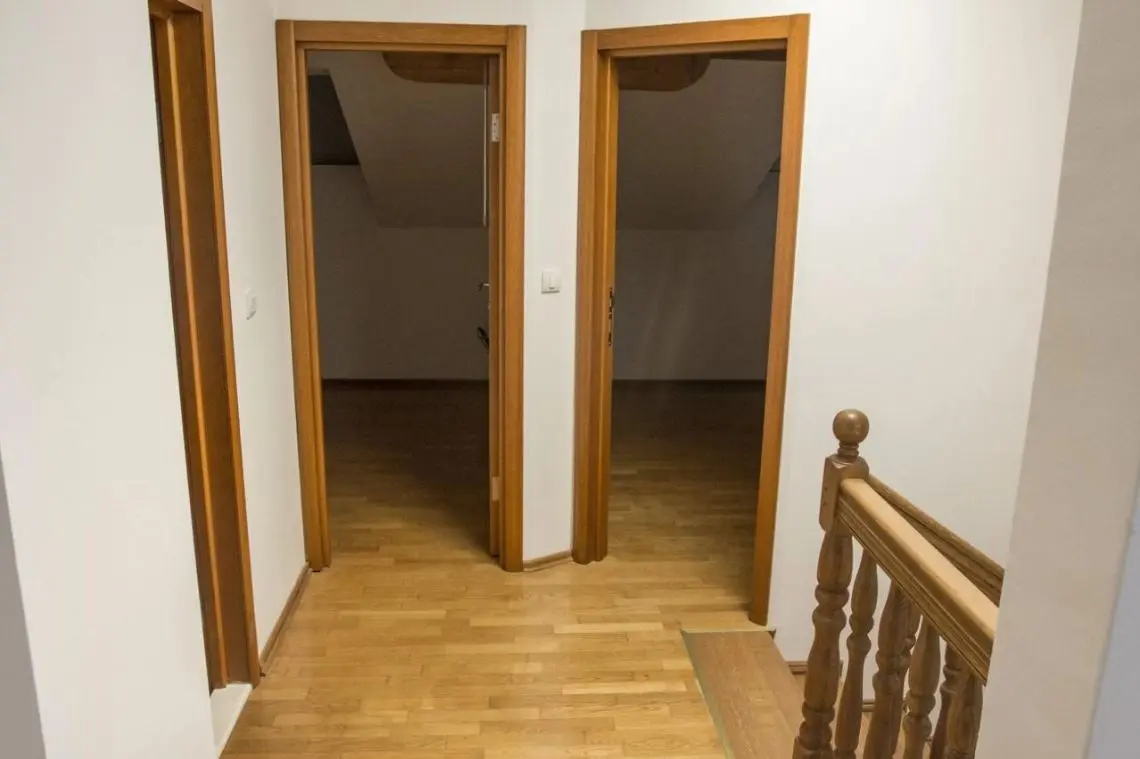Predsoblje na drugoj etazi stana