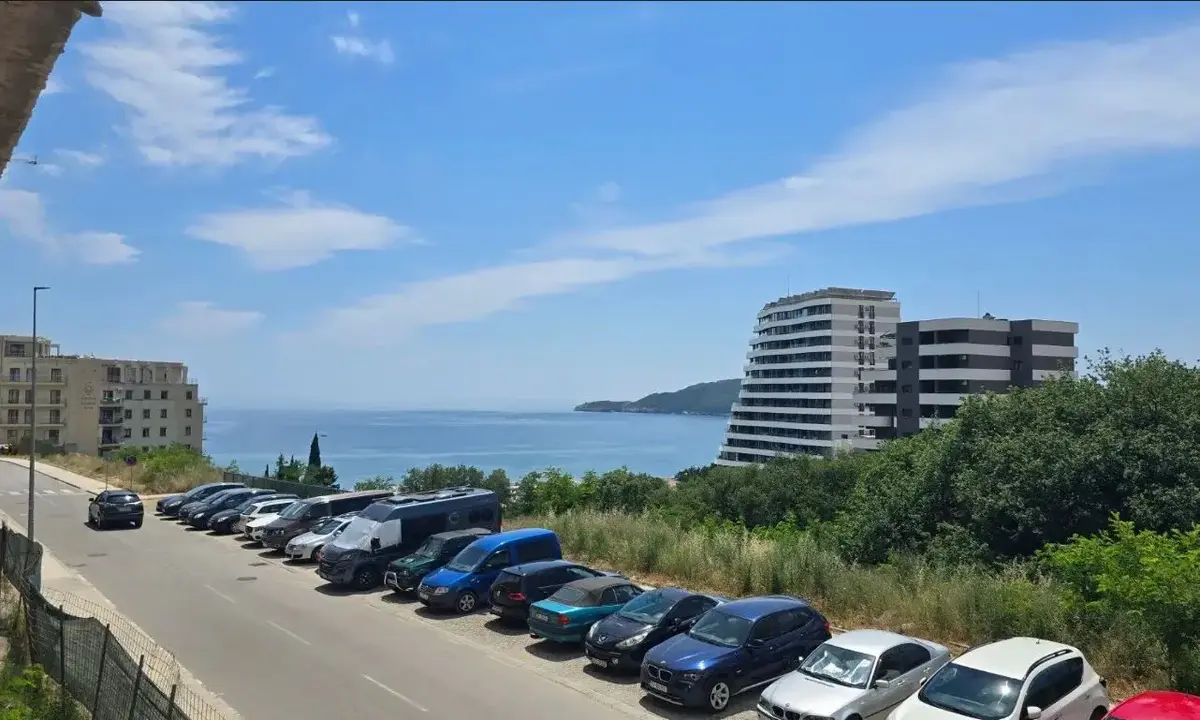 Stan posjeduje pogled na more