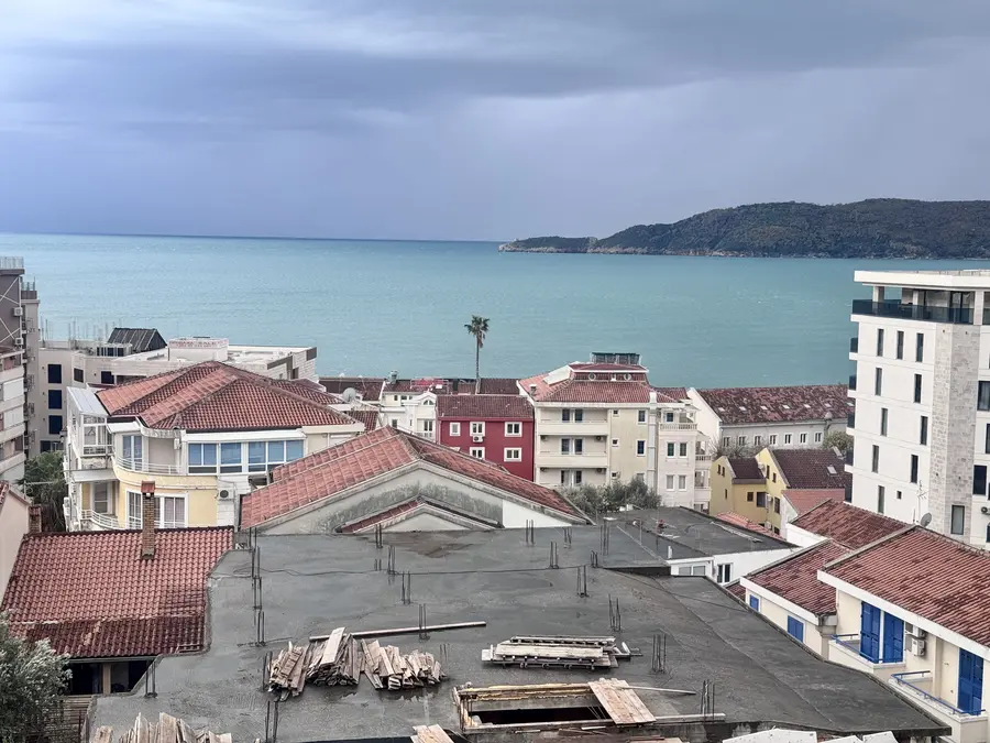 Garsonjera posjeduje pogled na more